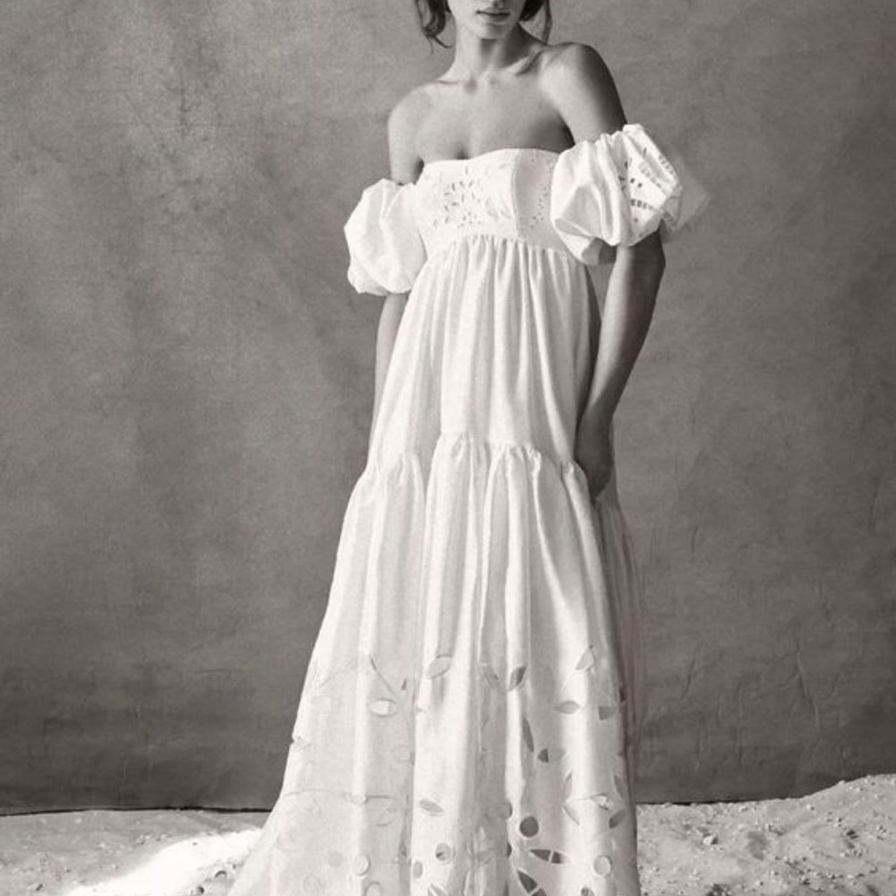 BHLDN Marina Wedding Gown Size 6 Off Shoulder Puffed Sleeve Sample - Picture 6 of 11